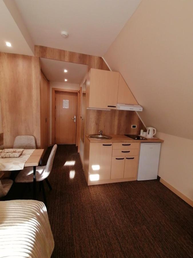 Kopaonik011 Konaci&Woodside Apartments ภายนอก รูปภาพ
