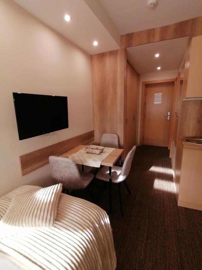 Kopaonik011 Konaci&Woodside Apartments ภายนอก รูปภาพ